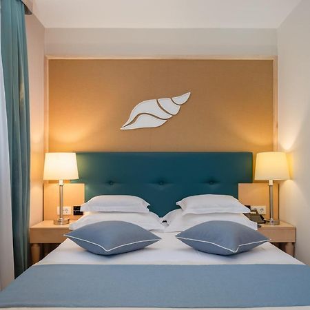 Aparthotel Flora 图彻皮 外观 照片