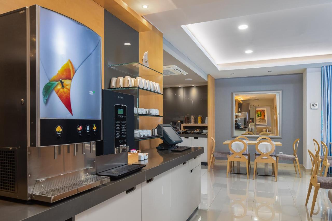 Aparthotel Flora 图彻皮 外观 照片