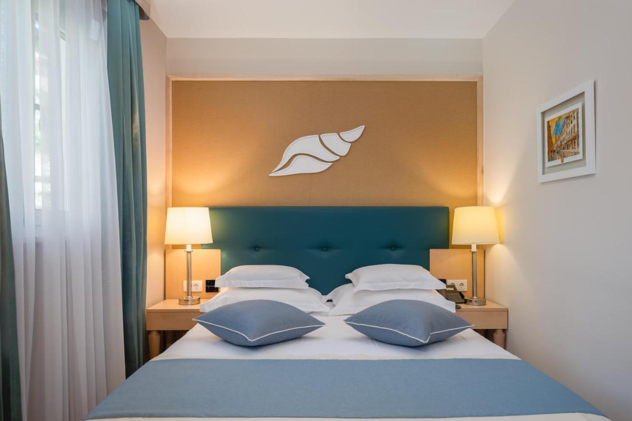 Aparthotel Flora 图彻皮 外观 照片